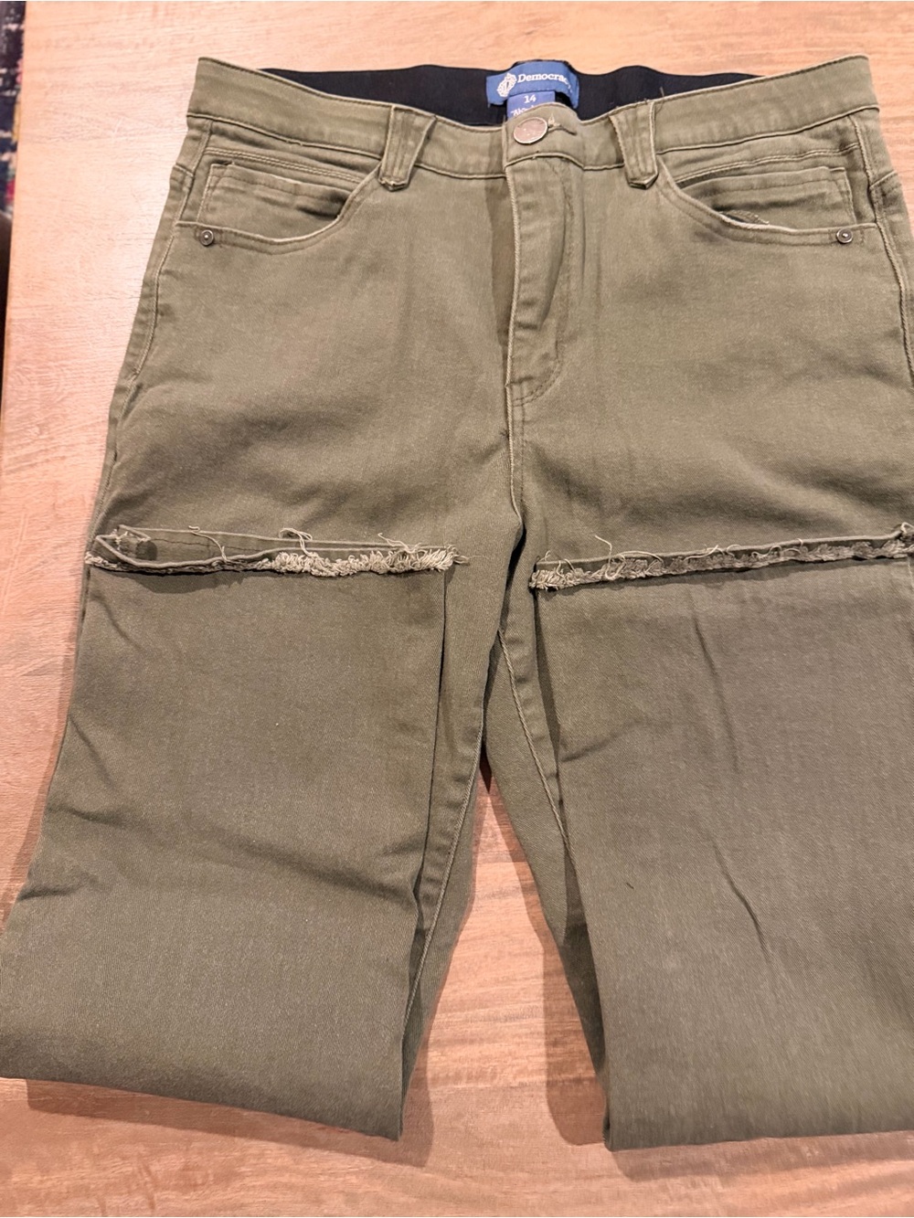 Democracy ABsolution Women's Olive Green Boyfriend Jeans - Picture 3 of 6